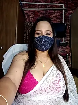 albelasummi702 online show from February 20, 2025, 11:42 am