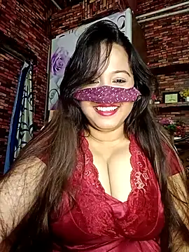 albelasummi702 online show from September 28, 2025, 2:50 am