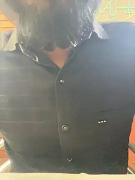 Snapshot of yourluckyfuckboy chatting on January 7, 2026, 8:28 am yourluckyfuckboy online show from January 7, 2026, 8:28 am