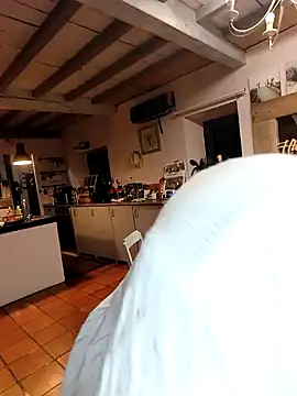 Snapshot of Jade_Emeraud chatting on January 31, 2025, 6:03 pm Jade Emeraud online show from January 31, 2025, 6:03 pm