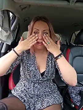 Snapshot of Jade_Emeraud chatting on March 10, 2025, 7:40 pm Jade Emeraud online show from March 10, 2025, 7:40 pm