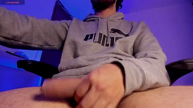 Snapshot of s_sven03 chatting on February 3, 2026, 8:08 am s sven03 online show from February 3, 2026, 8:08 am