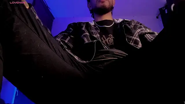 Snapshot of s_sven03 chatting on February 24, 2026, 8:40 pm s sven03 online show from February 24, 2026, 8:40 pm