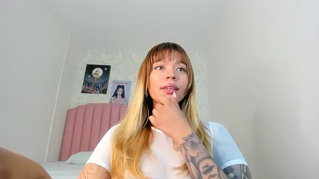 Adria ross online show from February 11, 2026, 4:06 am