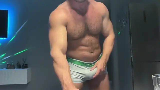 KarlosRichi online show from March 11, 2025, 4:51 pm