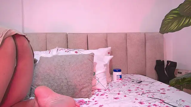 amber demons2021 online show from October 2, 2025, 9:55 pm