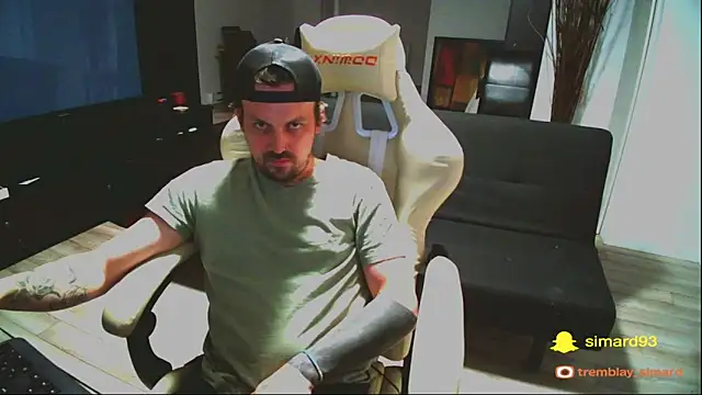 Snapshot of Tremblay_Simard chatting on November 27, 2025, 1:40 am Tremblay Simard online show from November 27, 2025, 1:40 am