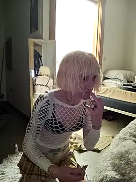 Snapshot of BirdmanJR11th chatting on November 2, 2025, 11:23 am BirdmanJR11th online show from November 2, 2025, 11:23 am