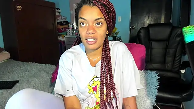 ladyrd1 online show from December 5, 2024, 3:15 am