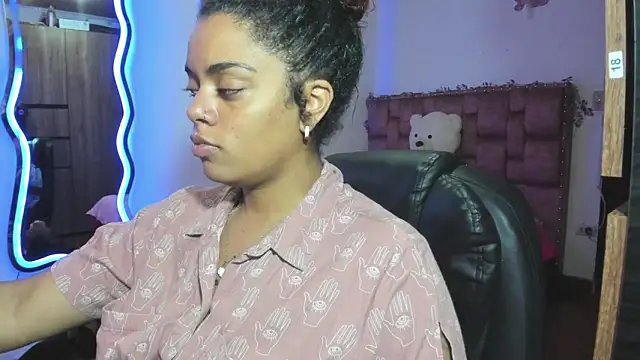 ladyrd1 online show from February 28, 2026, 10:22 pm