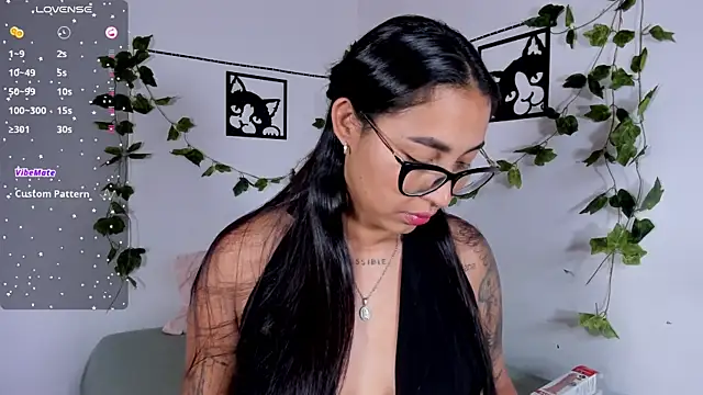 melanieecox online show from September 24, 2025, 9:51 pm