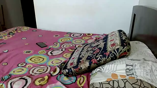 chocoboom4u online show from November 11, 2025, 7:36 pm