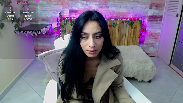 Snapshot of Lucy_joi chatting on December 3, 2024, 8:49 am Lucy joi online show from December 3, 2024, 8:49 am