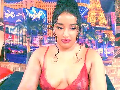 Snapshot of IndianAngel4u chatting on October 12, 2025, 5:39 am IndianAngel4u online show from October 12, 2025, 5:39 am