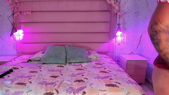 sabrinamilani online show from December 20, 2025, 3:13 am