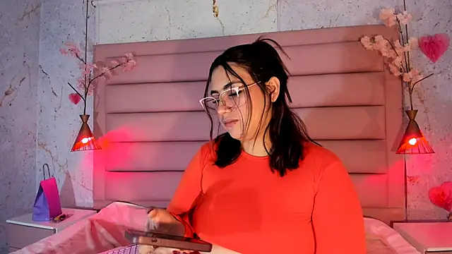 sabrinamilani online show from March 6, 2026, 3:25 am