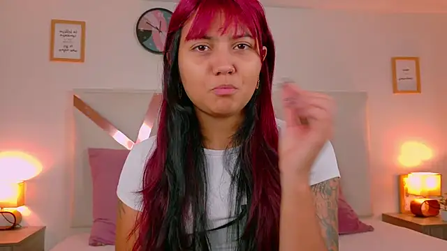 alaia-rogers online show from February 21, 2025, 11:44 am