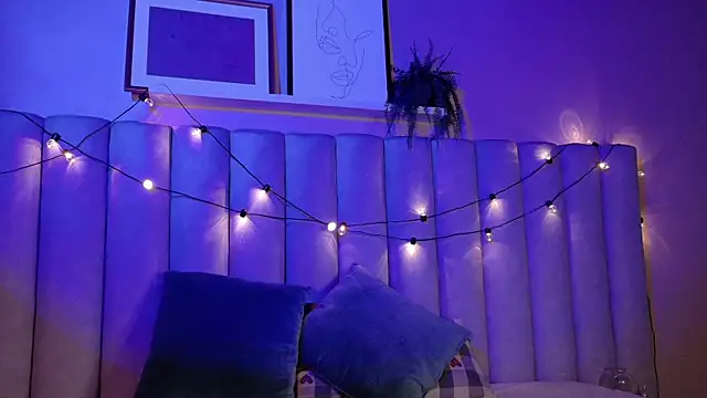 alaia-rogers online show from November 18, 2025, 11:36 am