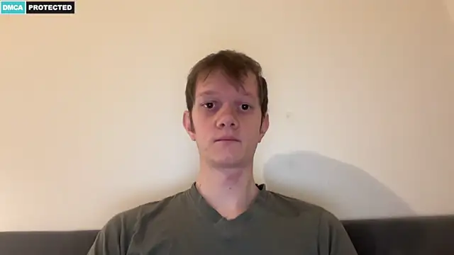 Cube933 online show from November 26, 2025, 9:27 pm