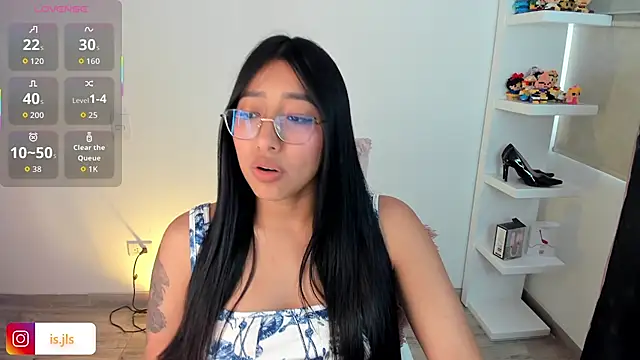 isa bellaa0 online show from December 2, 2025, 1:05 pm