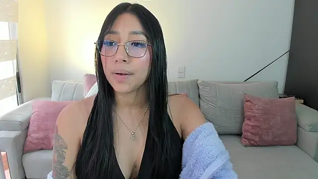 isa bellaa0 online show from December 4, 2025, 11:52 am