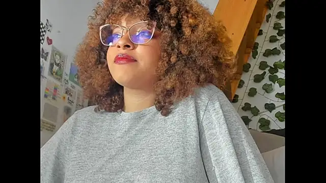 Snapshot of Ada_gales_ chatting on February 27, 2025, 11:37 pm Ada gales online show from February 27, 2025, 11:37 pm