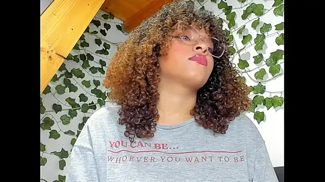 Snapshot of Ada_gales_ chatting on March 22, 2025, 2:59 am Ada gales online show from March 22, 2025, 2:59 am