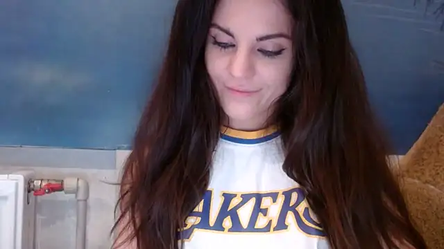 AliceTailor online show from October 15, 2025, 3:12 pm