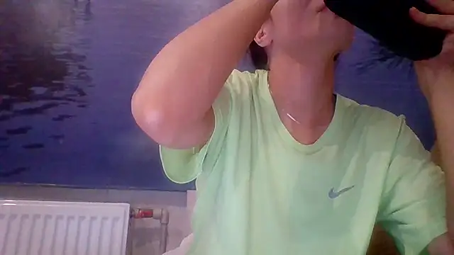 AliceTailor online show from October 30, 2025, 10:54 pm