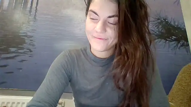 AliceTailor online show from November 18, 2025, 11:25 am