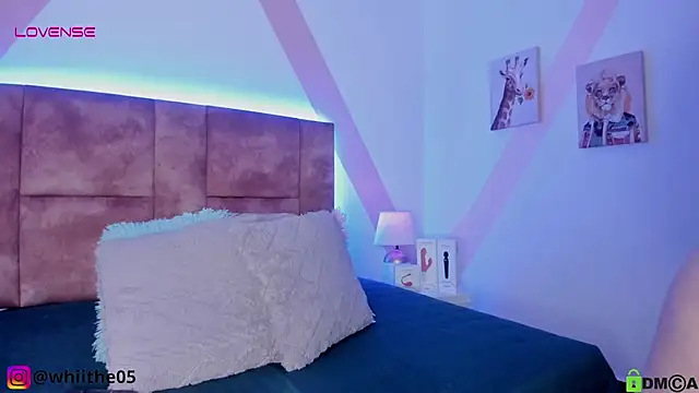 isabella whiithe online show from January 28, 2025, 6:07 pm