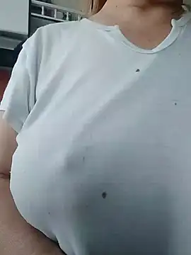 Snapshot of Wife_sexxx chatting on January 30, 2025, 11:55 am Wife sexxx online show from January 30, 2025, 11:55 am