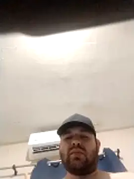 JulianInter08 online show from March 22, 2026, 5:33 am
