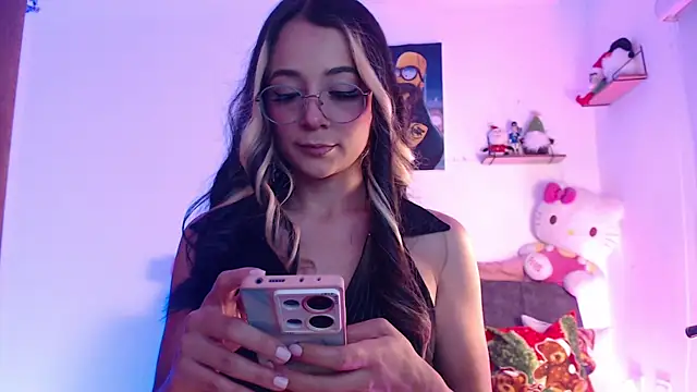 penny sweett  online show from December 4, 2025, 10:29 pm