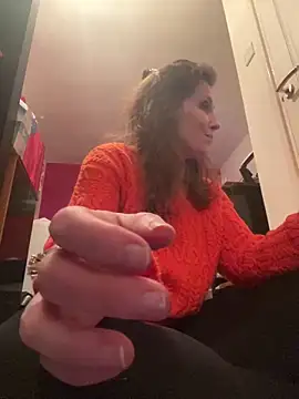 Lwhite1 online show from February 12, 2025, 1:19 am