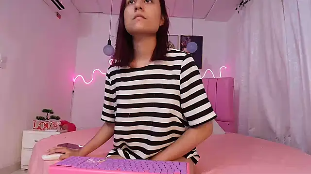 Azul horney online show from September 13, 2025, 11:04 pm