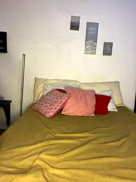 alissonjhonson online show from September 23, 2025, 11:08 pm