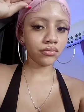 Snapshot of Charlotee_ chatting on December 6, 2024, 5:20 am Charlotee online show from December 6, 2024, 5:20 am