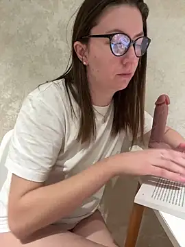 Snapshot of BeatriceTender chatting on December 17, 2024, 1:16 pm BeatriceTender online show from December 17, 2024, 1:16 pm
