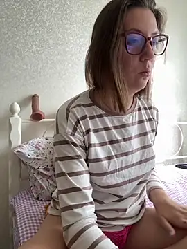 Snapshot of BeatriceTender chatting on September 29, 2025, 6:07 am BeatriceTender online show from September 29, 2025, 6:07 am
