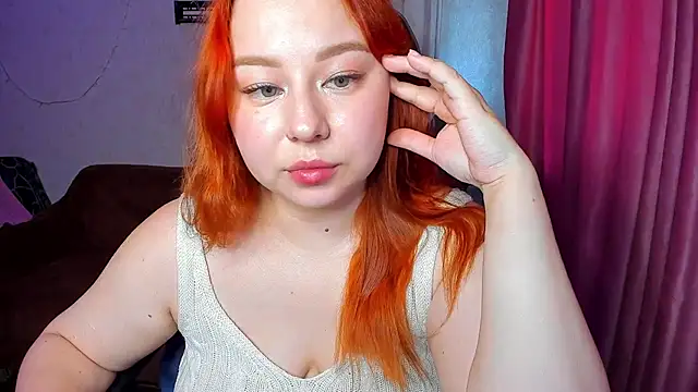 Snapshot of Milafoxxxy chatting on September 10, 2025, 8:58 am Milafoxxxy online show from September 10, 2025, 8:58 am