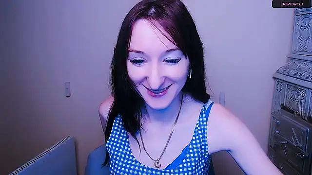 AmandaSell online show from February 6, 2025, 11:32 am