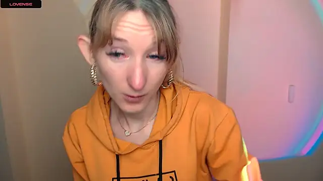 AmandaSell online show from October 4, 2025, 8:12 am