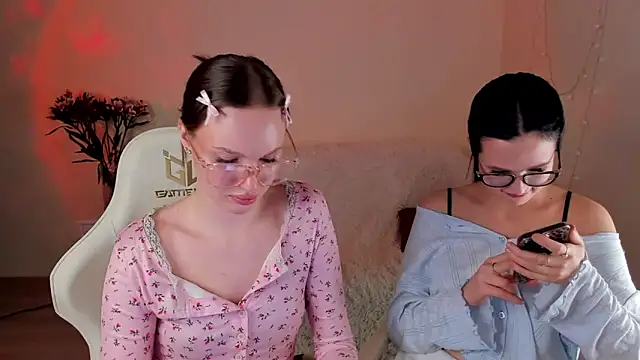 MishkaMe online show from February 25, 2026, 6:39 pm