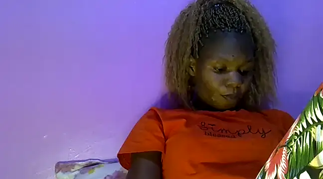 Snapshot of Cute_tamara chatting on December 14, 2024, 7:25 pm Cute tamara online show from December 14, 2024, 7:25 pm