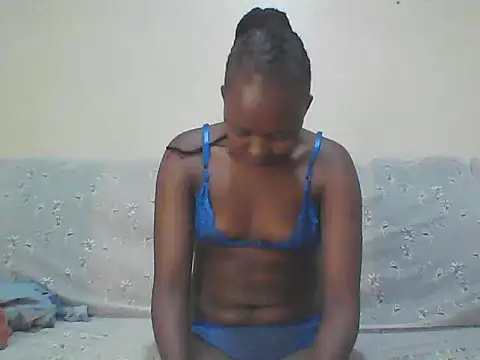 Cute tamara online show from April 14, 2026, 7:20 pm