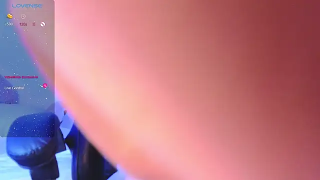 Snapshot of milly_03 chatting on February 8, 2025, 2:15 am milly 03 online show from February 8, 2025, 2:15 am