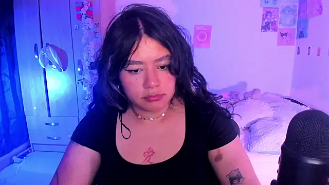 StephaniFox online show from February 20, 2025, 1:36 am