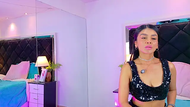 Holly Brensonexx  online show from November 26, 2025, 2:18 pm