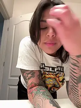 miacanela xo online show from February 10, 2025, 3:35 am